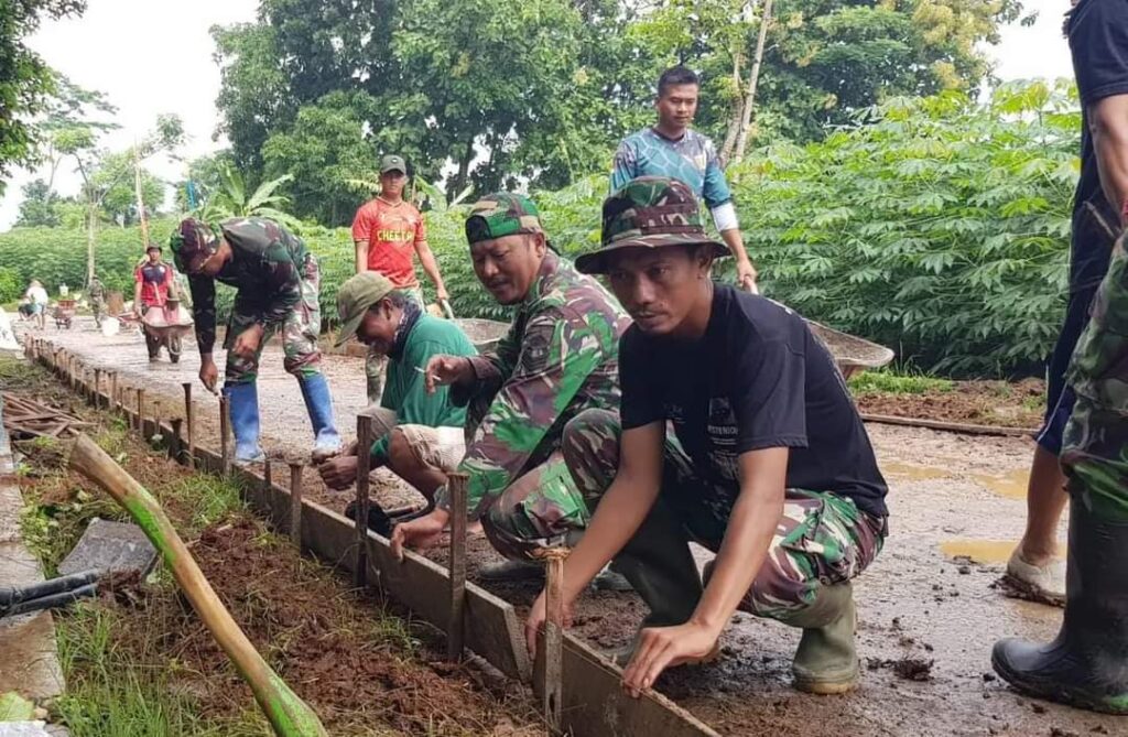 Satgas TMMD Reguler 119 Betonisasi Jalan 